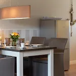 Zita, App 2 Apartman